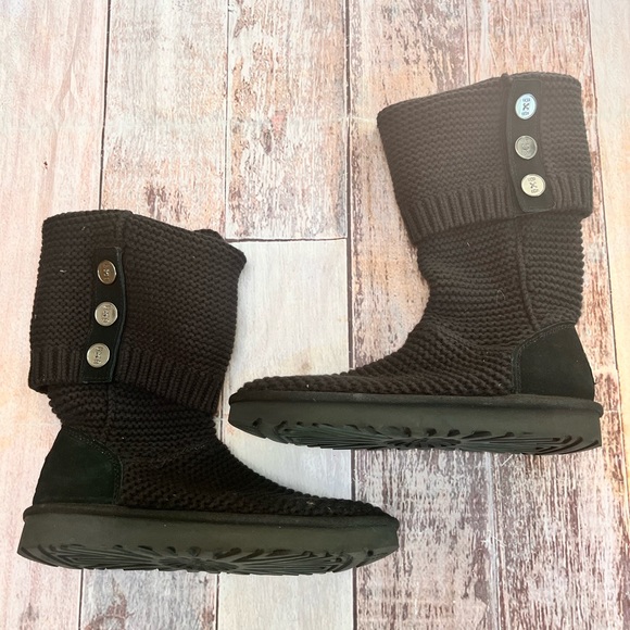 Ugg Classic Cardi knit‎ boots size 8 - Picture 1 of 7